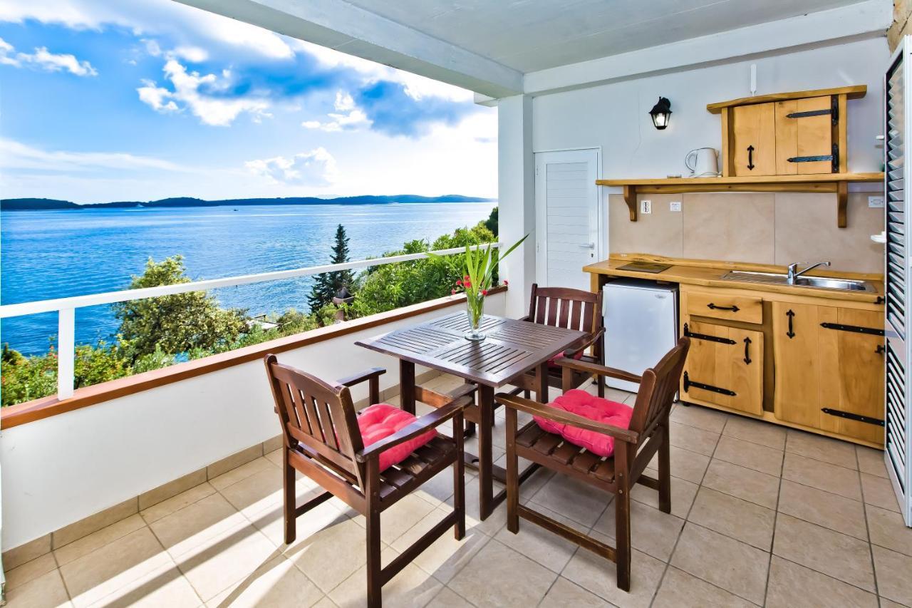 Apartments Villa Marcelina Hvar Town Exterior photo