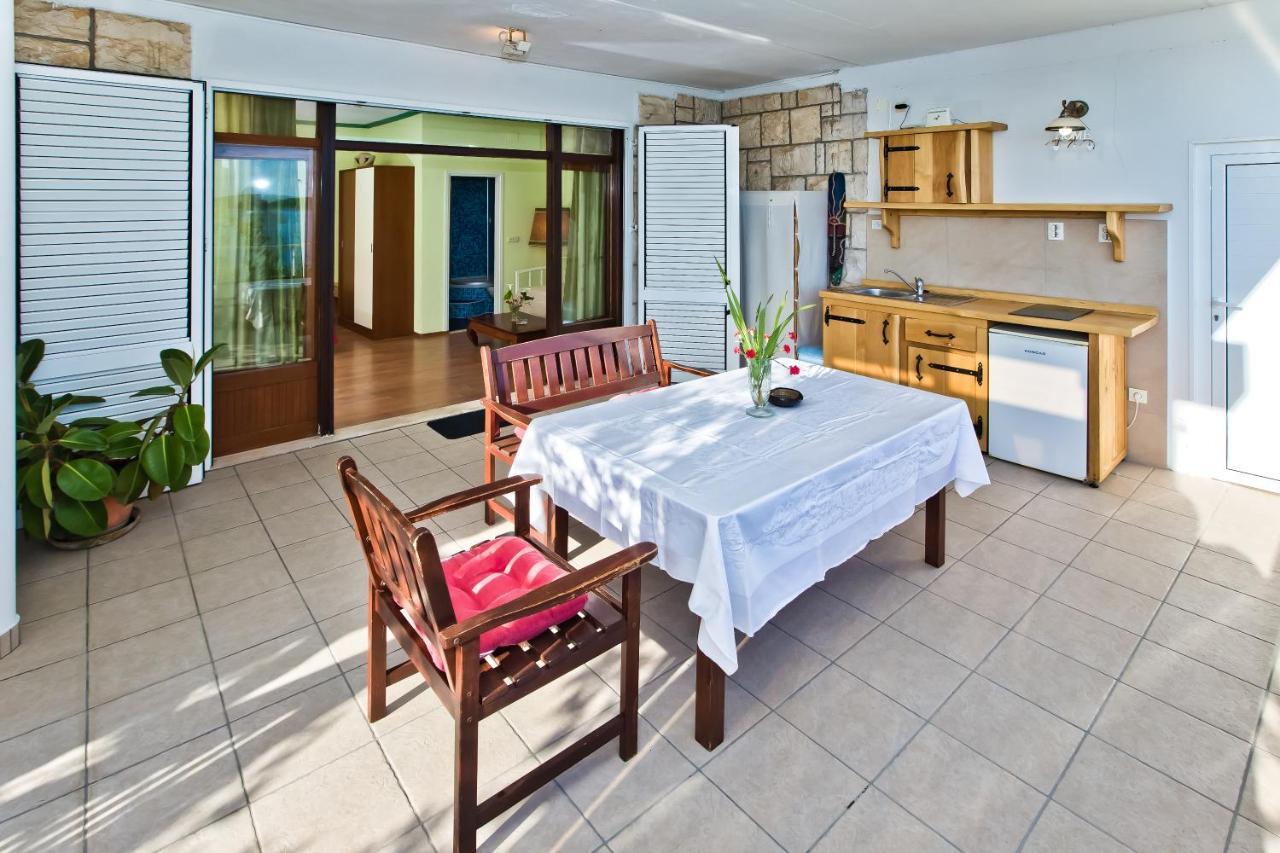 Apartments Villa Marcelina Hvar Town Exterior photo