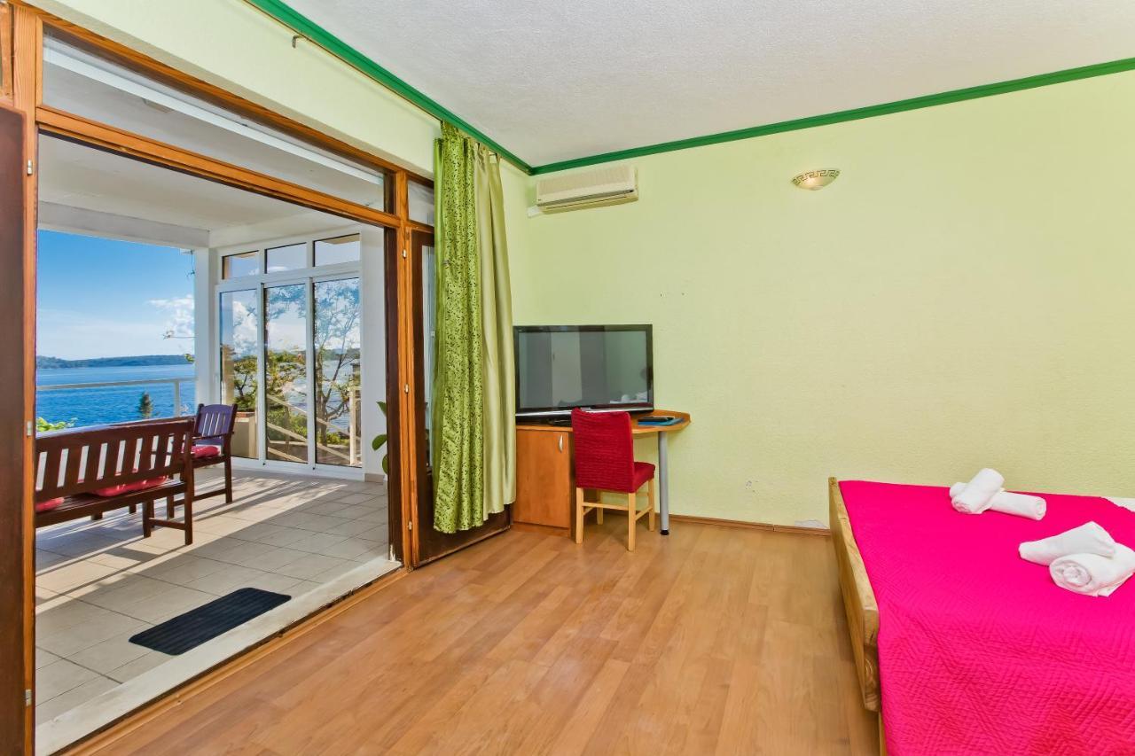 Apartments Villa Marcelina Hvar Town Exterior photo