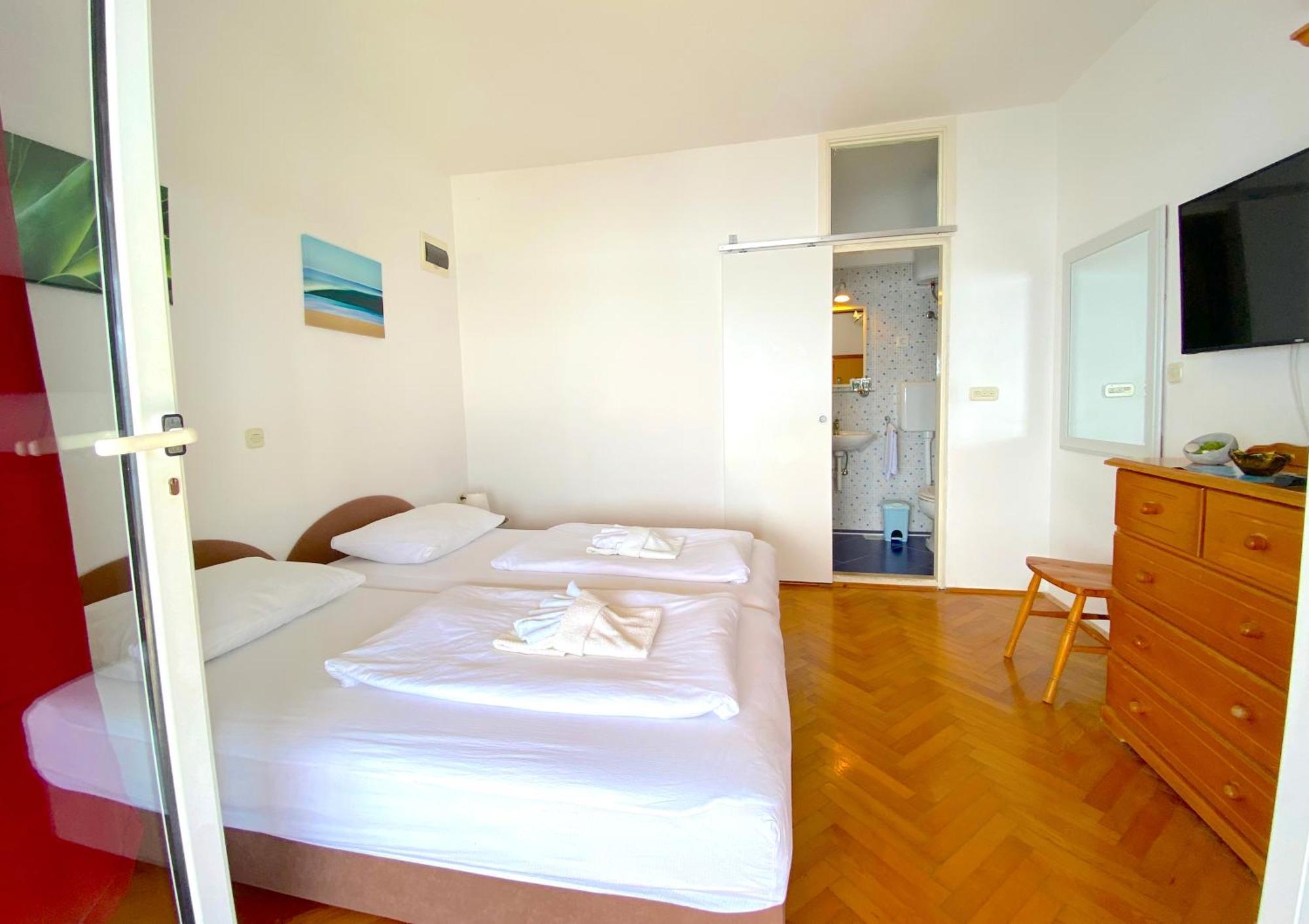 Apartments Villa Marcelina Hvar Town Room photo