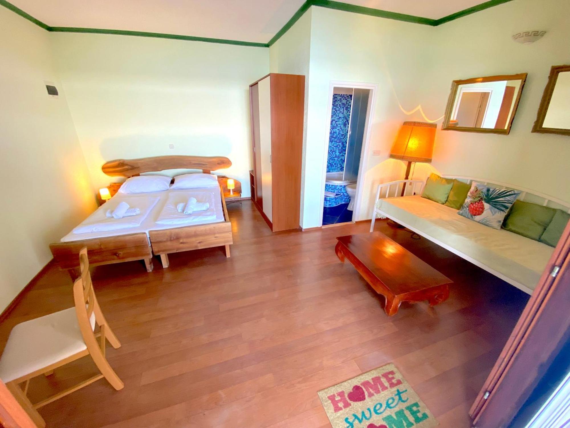 Apartments Villa Marcelina Hvar Town Room photo