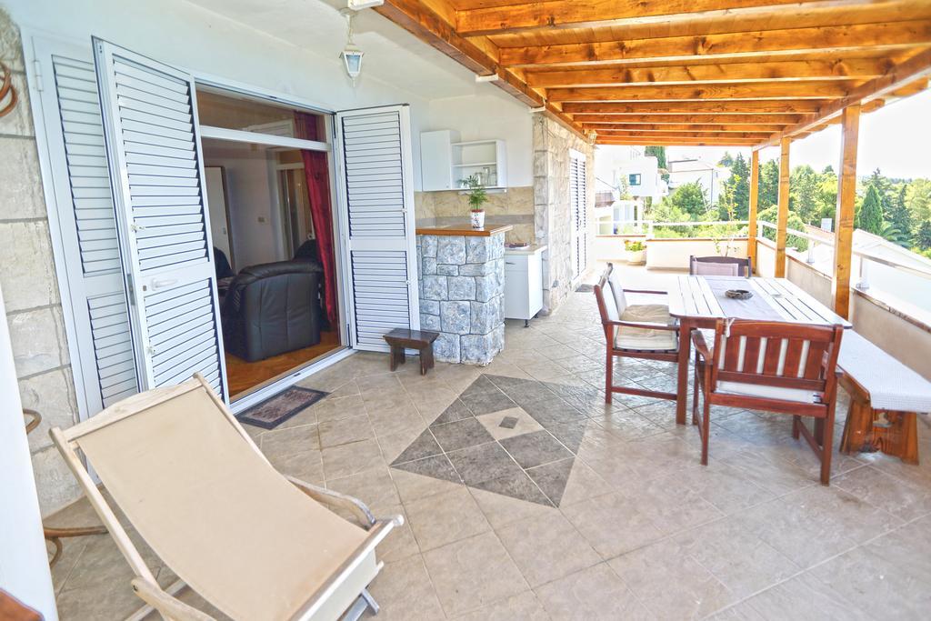 Apartments Villa Marcelina Hvar Town Exterior photo