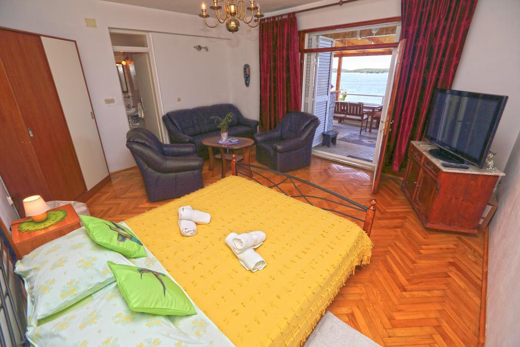 Apartments Villa Marcelina Hvar Town Exterior photo
